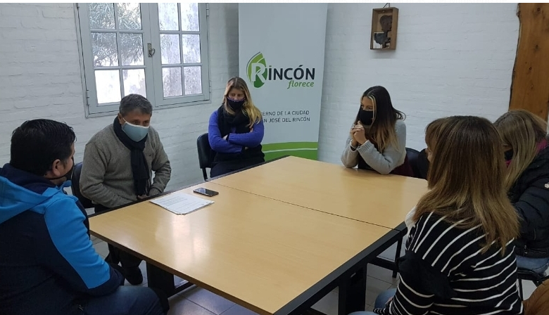 Rincón: los clubes Central y El Cadi recibieron aportes económicos | Deportes