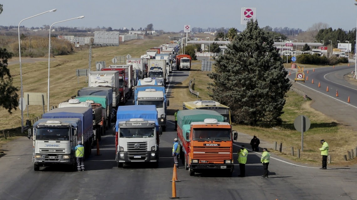 Desde el comienzo de la pandemia, se controlaron más de 1 millón de vehículos en Santa Fe | Noticias
