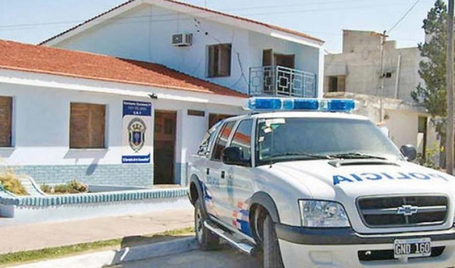 Un docente pidió disculpas por manosear a una alumna: "Fue un impulso" | Información General