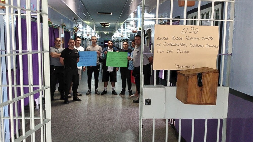 Coronavirus en las cárceles federales: los casos crecieron 1.100% en un mes | Nacionales