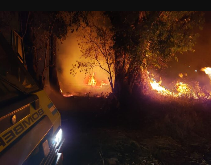 Recreo: cinco incendios en horas y un cuartel que no da abasto | Información General