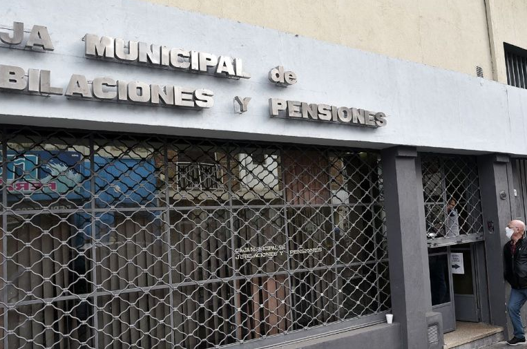 Pago a jubilados municipales y nuevos horarios de atención de la Caja | Información General