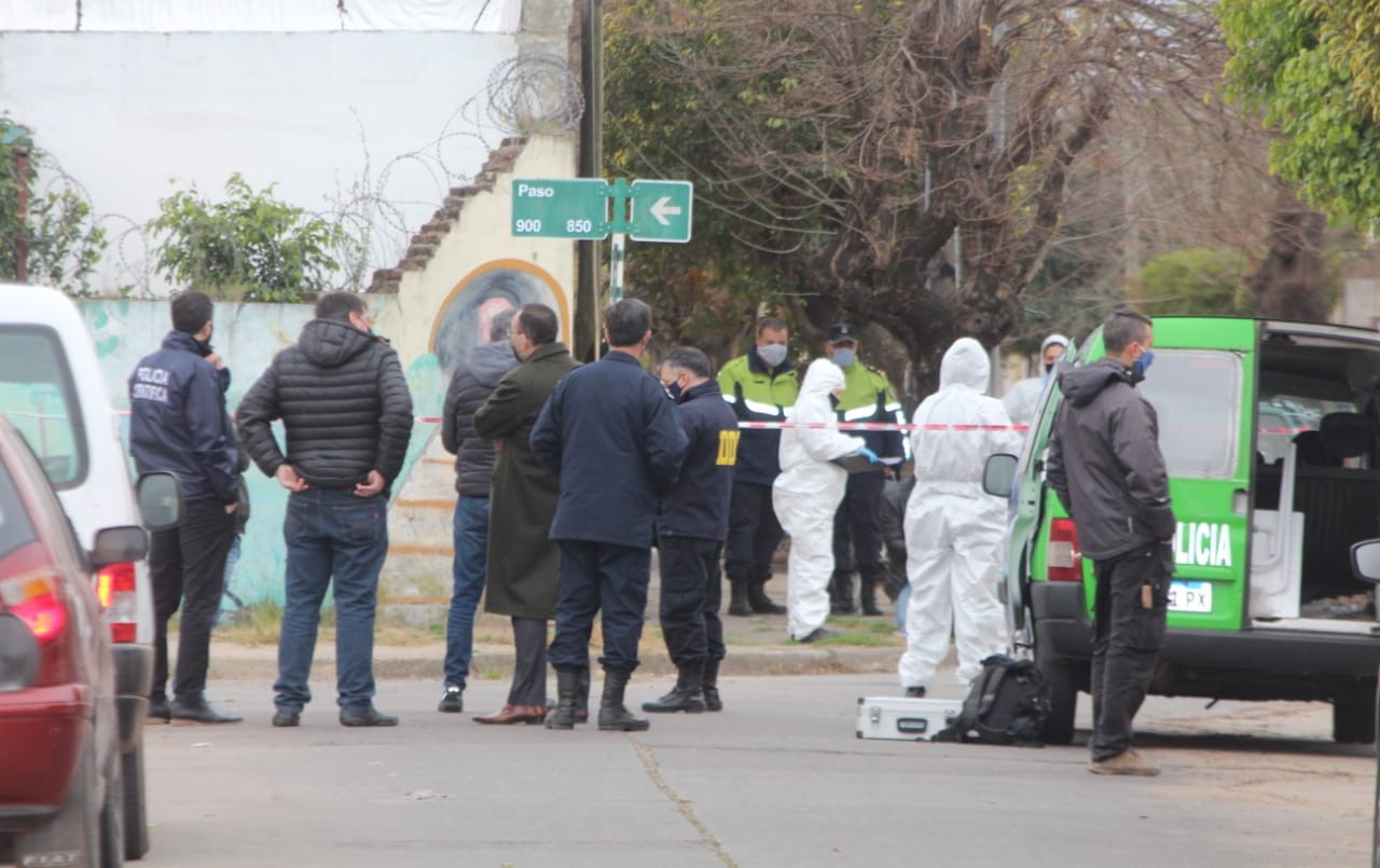 Hallaron falanges humanas en una calle de Junín | Información General
