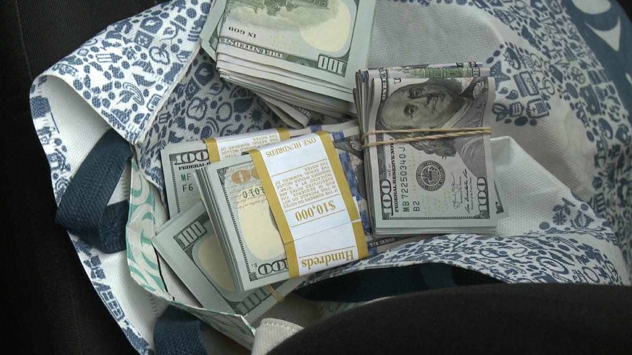 Intentó robar 31 mil dólares con el "cuento del tío" a un jubilado | Nacionales