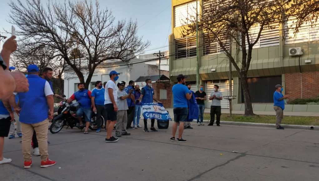 Vicentín amenaza con cerrar Algodonera Avellaneda | Información General