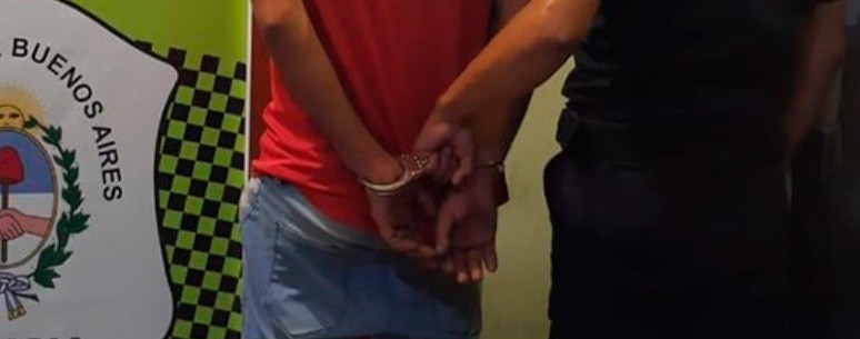 Llegó borracho a su casa, le pegó a su mamá y lo arrestaron | Información General