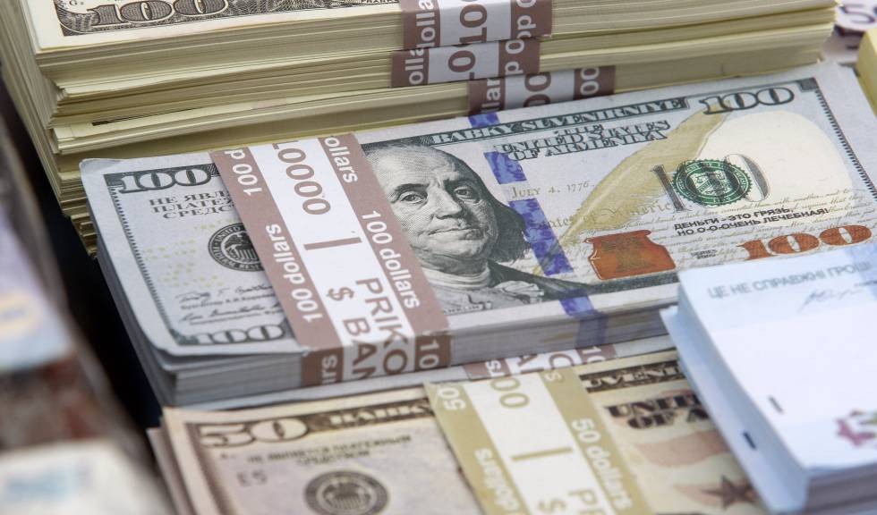 Ganó un US$ 1 millón al encontrar un billete viejo de lotería en su billetera | Redes