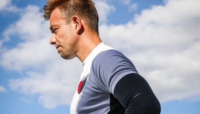 Colón: unos llegan, otros ya entrenan y algunos esperan | Deportes