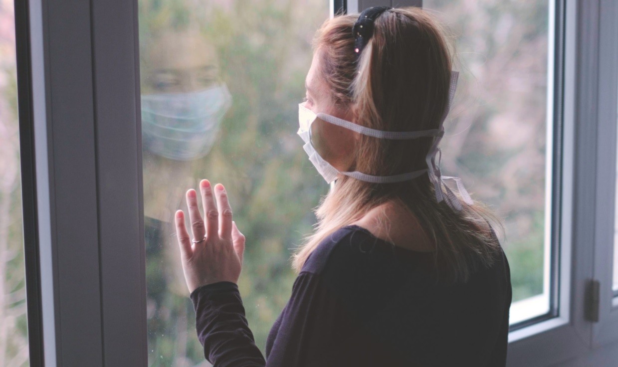 La pandemia causa una "crisis de salud mental" y el "alza de la violencia doméstica" en América | Información General