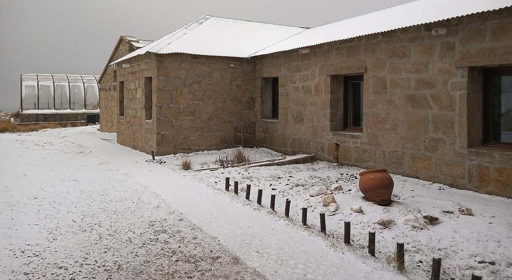 Córdoba: la ola de frío comenzó con una intensa nevada en las Altas Cumbres | Información General