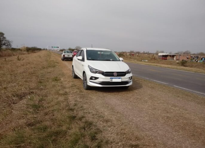 Importante robo en Candioti, escapan en auto y lo abandonan en Recreo | Información General