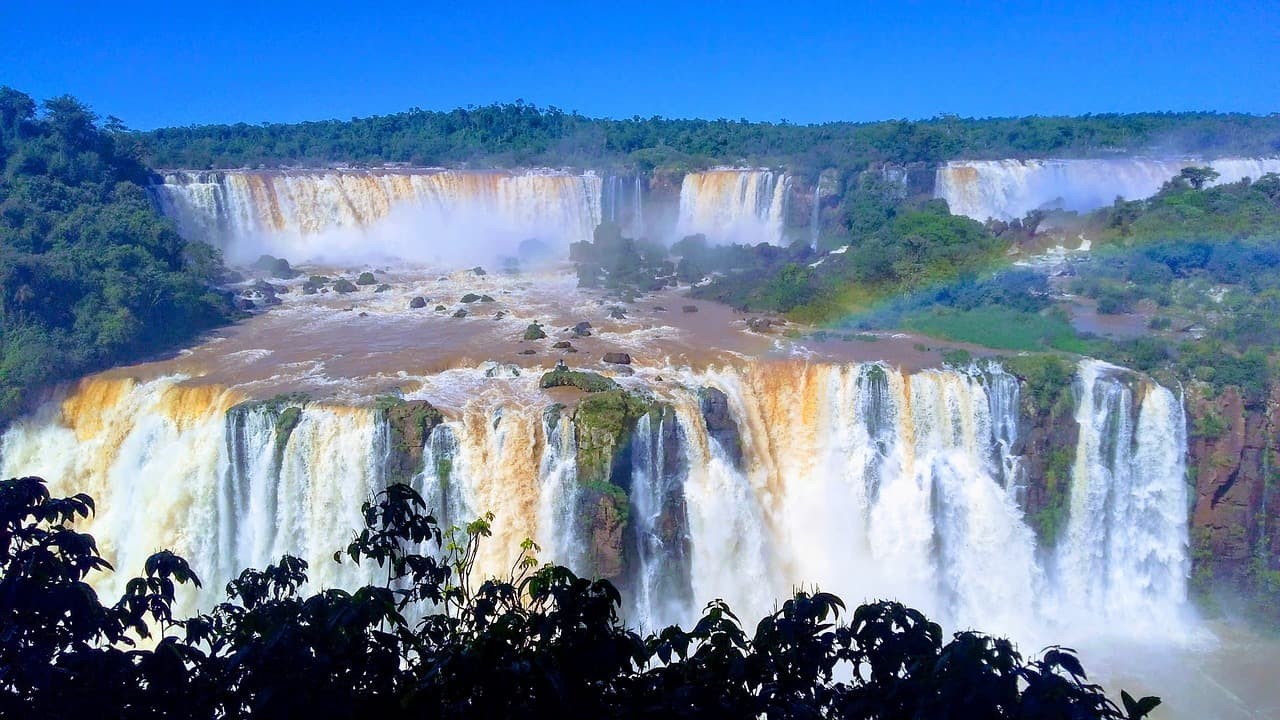 Coronavirus en Argentina: habilitan el turismo local en las Cataratas de Iguazú | Nacionales
