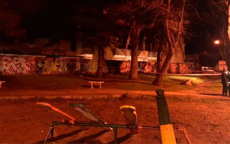 Mar el Plata: el hombre carbonizado en una plaza era un indigente que fue golpeado y prendido fuego | Información General