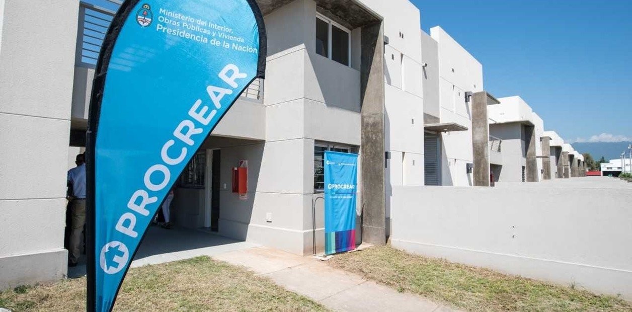 El PROCREAR tiene dos líneas de créditos personales abiertas | Información General