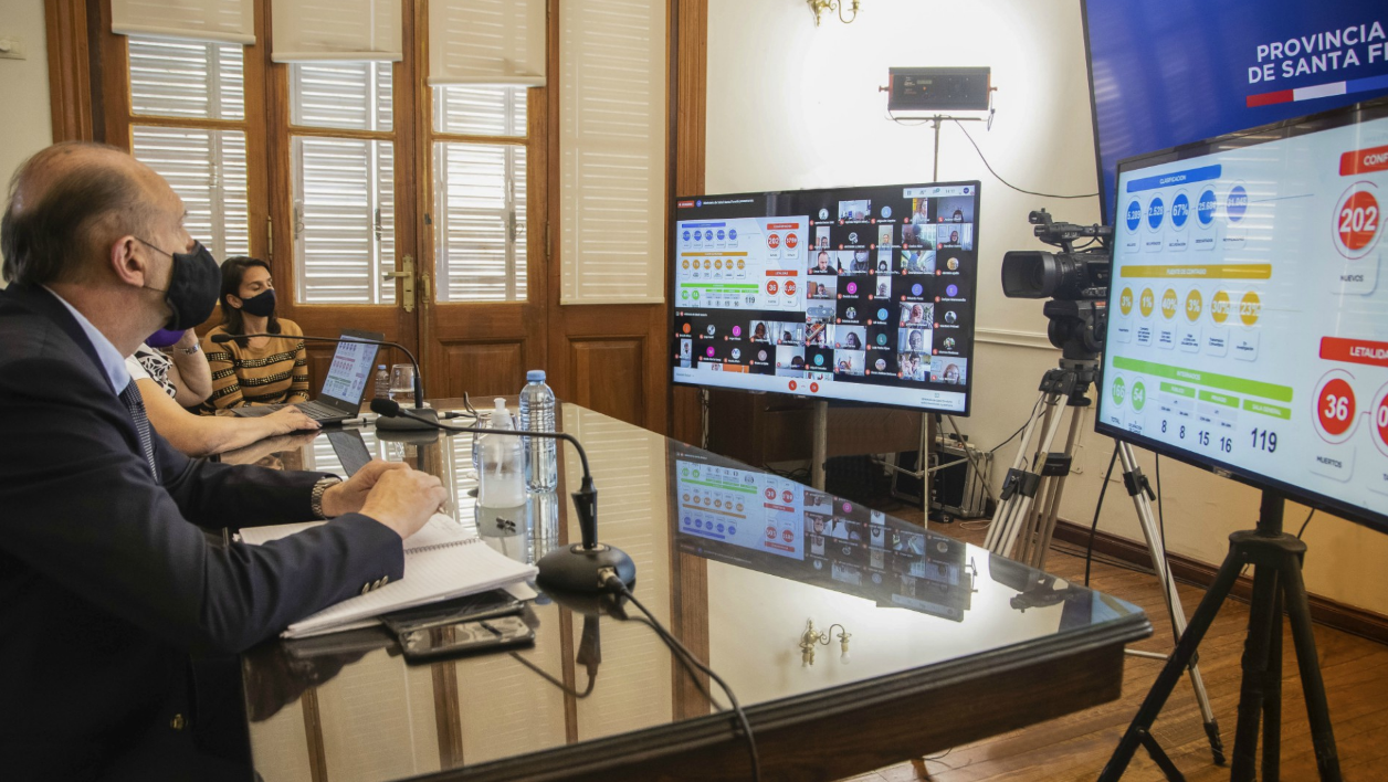 Covid-19: expertos en salud piden mayor compromiso y responsabilidad social, especialmente a los jóvenes | Noticias