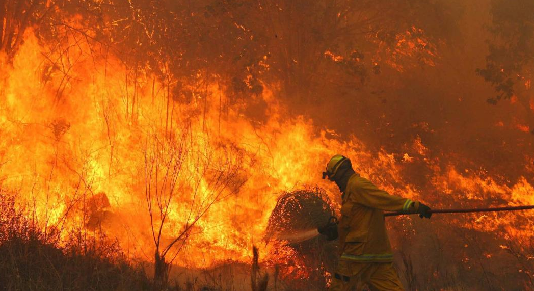 Paranaense rescató de un incendio a una pareja de ancianos en Córdoba | Información General
