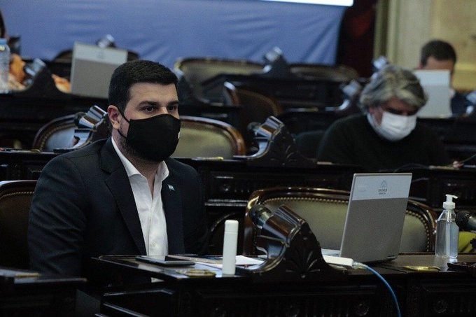 Cleri: “Las diferencias entre los argentinos las dirimimos de manera democrática” | Buen Santa Fe