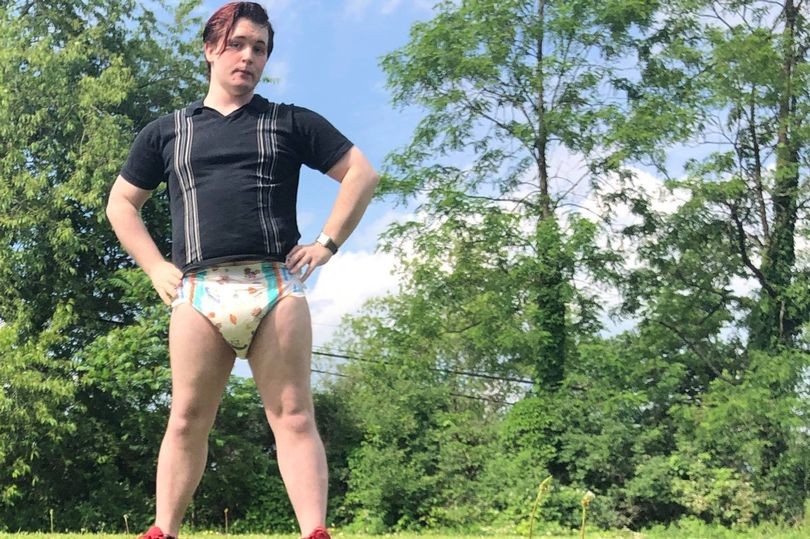 La historia del joven de 28 años que no consigue trabajo porque usa pañales | Redes