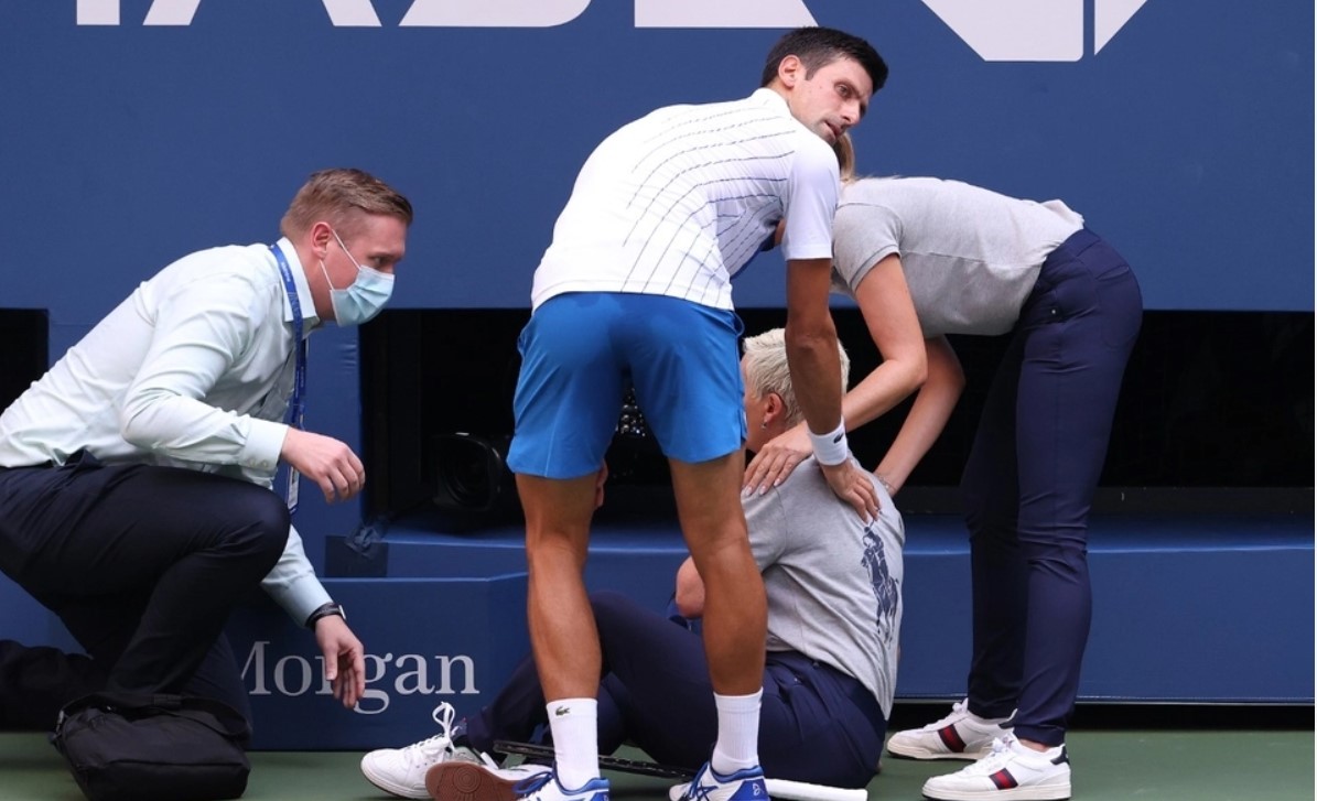 Djokovic pide a sus fanáticos que no molesten en las redes sociales a la jueza de línea que golpeó | Deportes