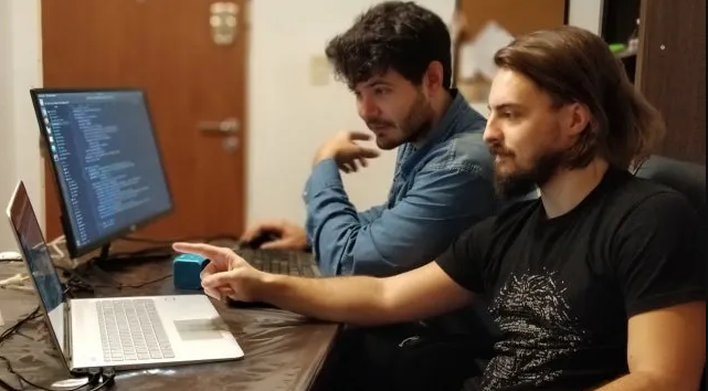 Coronavirus: dos rosarinos mapearon el virus para generar conciencia | Información General