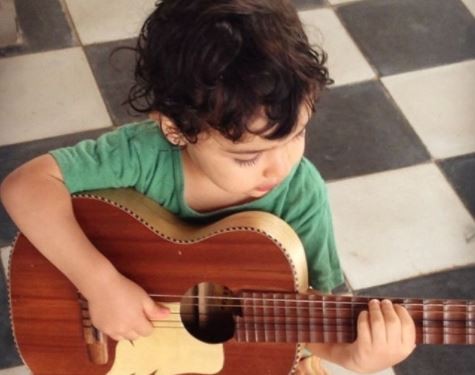 Con una foto de Merlín Atahualpa, Natalia Oreiro anunció que también Mollo tiene Instagram | Espectaculos