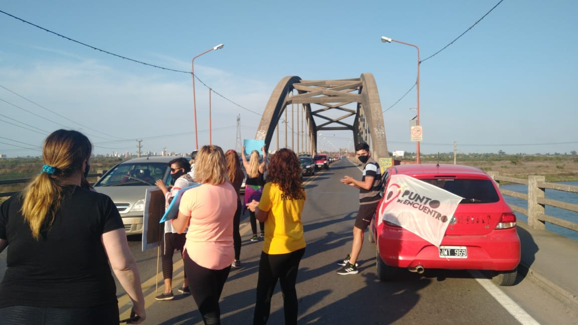 El Puente Carretero también fue lugar de reclamos contra las restricciones | Noticias