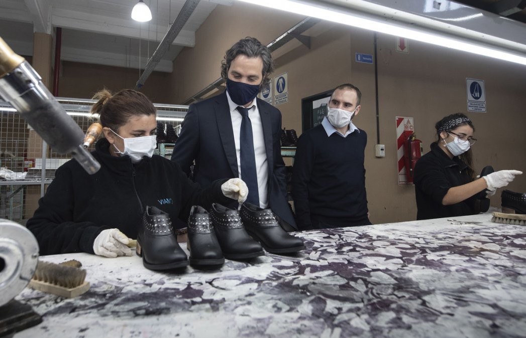 Este martes se comienza a pagar el primer tramo de la ATP 5 para sueldos de agosto | Nacionales