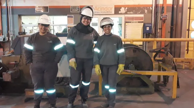 Por primera vez en su historia, Acindar cuenta con mujeres en su planta productiva | Información General