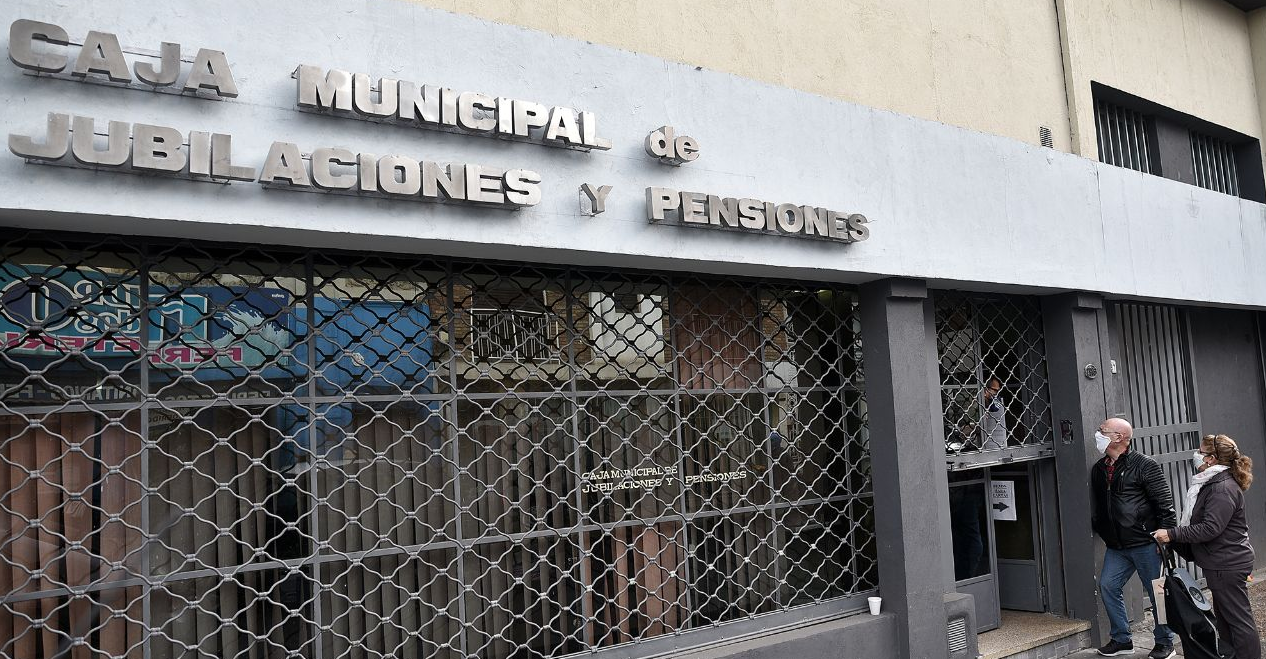 La Caja Municipal de Jubilaciones y Pensiones restringe la atención | Información General