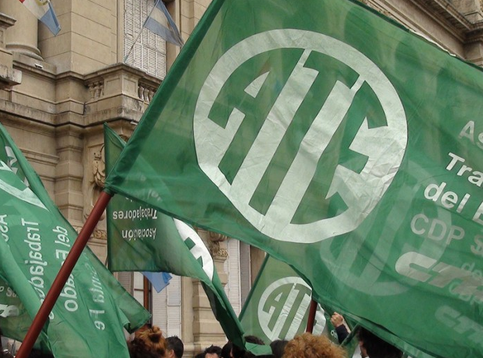 ATE pidió que se extienda el suplemento compensatorio para profesionales a trabajadores de la salud | Información General