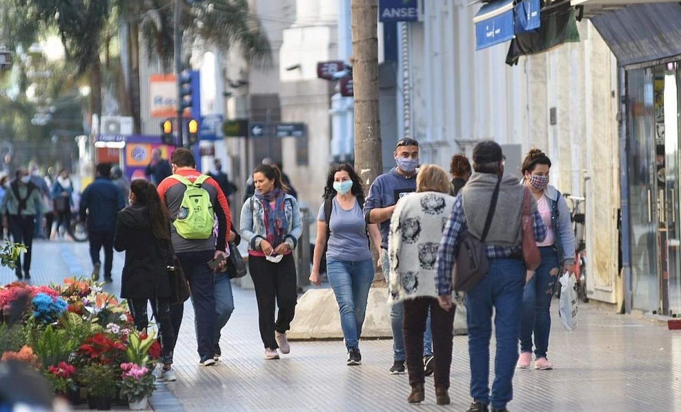 Lunes con 1.213 casos en la provincia: 95 en la ciudad | Noticias