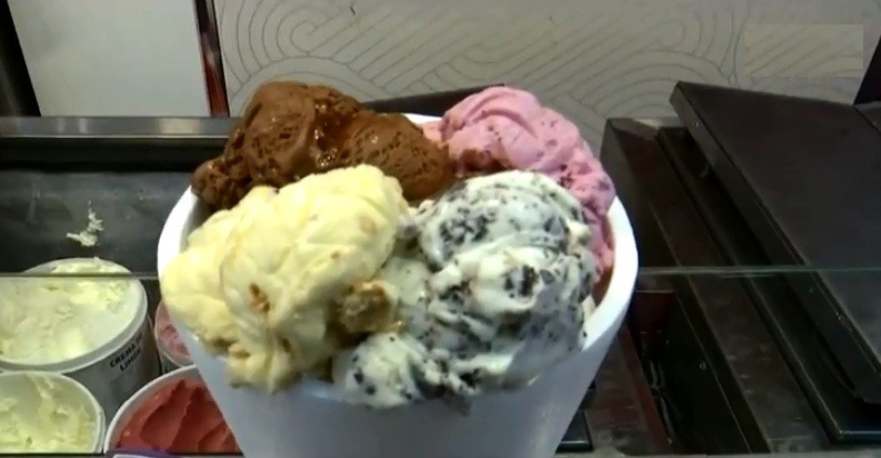 Premian con un kilo de helado a los donantes de plasma | Juntos y solidarios