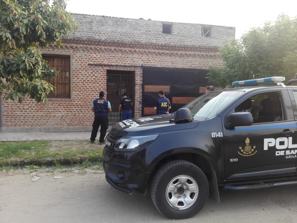 Otros 5 detenidos de la banda que estafaba con la venta de dólares | Información General
