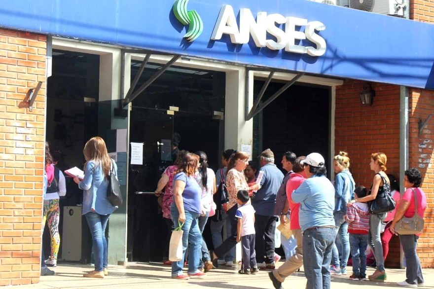 Asignaciones y otros beneficios de ANSES: El calendario de pagos de octubre | Información General
