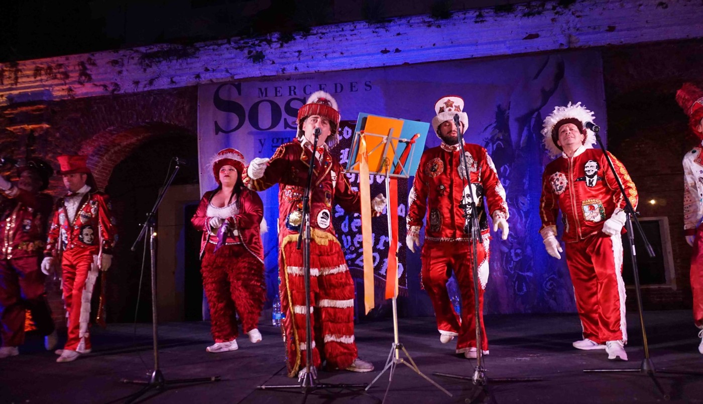 Las murgas porteñas ayudan a 100 mil vecinos por mes | Juntos y solidarios