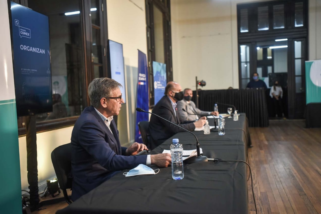 Jatón participó de la conferencia inaugural de Semana Comex | Información General