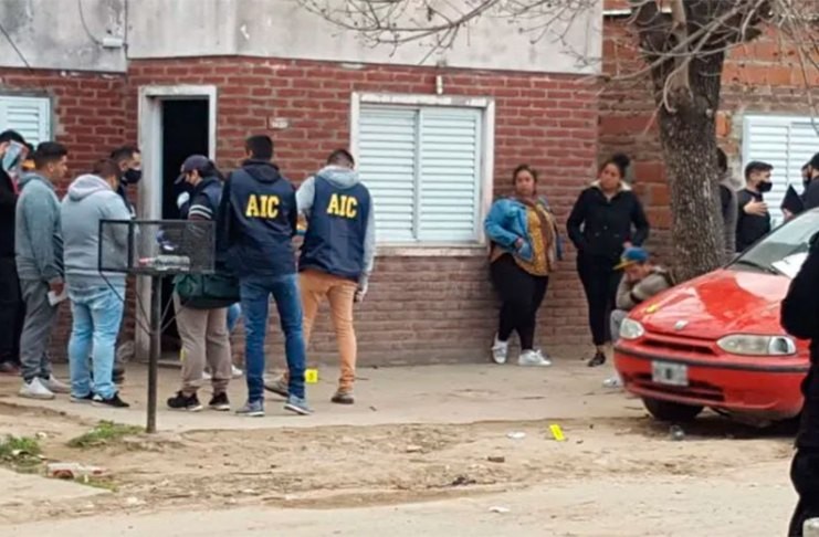 Otra madrugada violenta en la ciudad: encontraron un cuerpo en la vía pública con un disparo de escopeta | Noticias