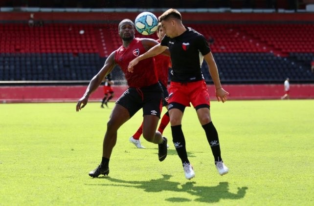 Colón cayó ante Newell's en el amistoso de cara al reinicio de la Superliga | Deportes