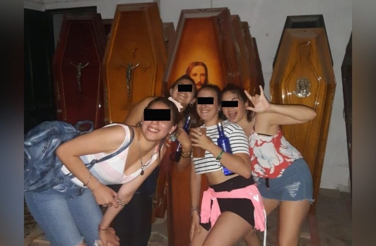 Escándalo por una fiesta clandestina realizada en el cementerio de Armstrong | Noticias