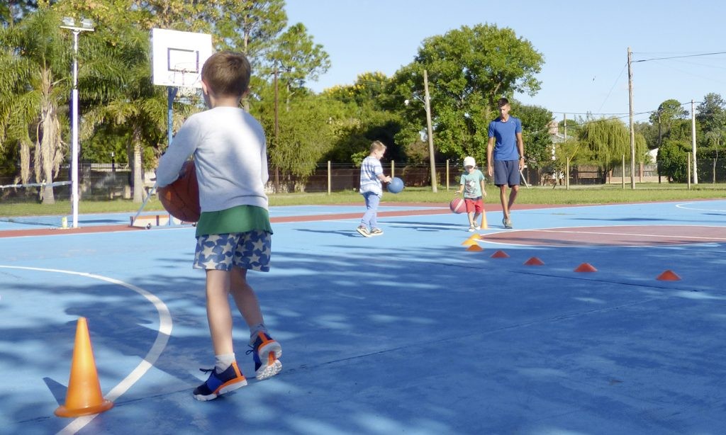 Habilitan actividades deportivas para menores de 12 años | Información General