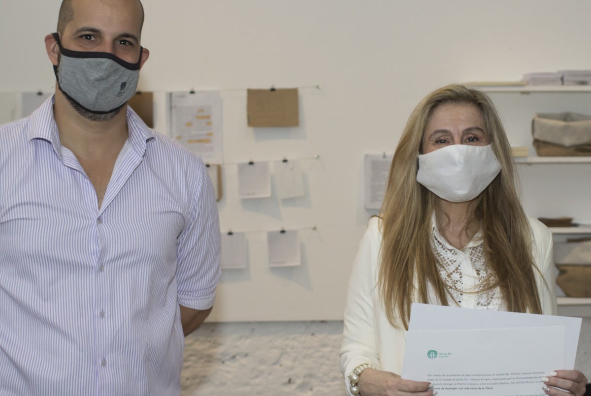 Se llevó a cabo la entrega del Premio Literario Municipal en la Estación Belgrano | Información General