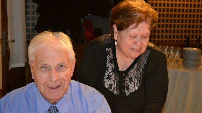 Llevaban casi 50 años casados y murieron de coronavirus el mismo día | Información General