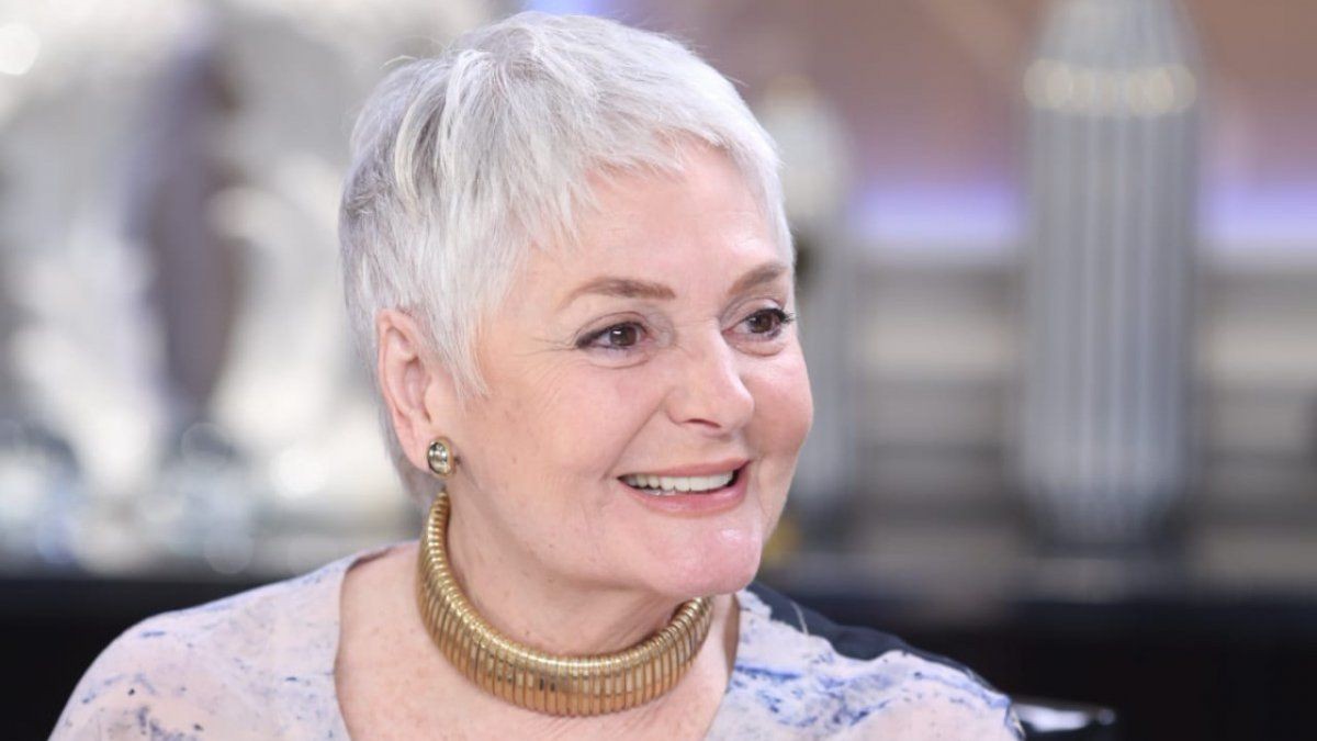 Internaron de urgencia a Claudia Lapacó: la encontraron inconsciente en su auto | Espectaculos