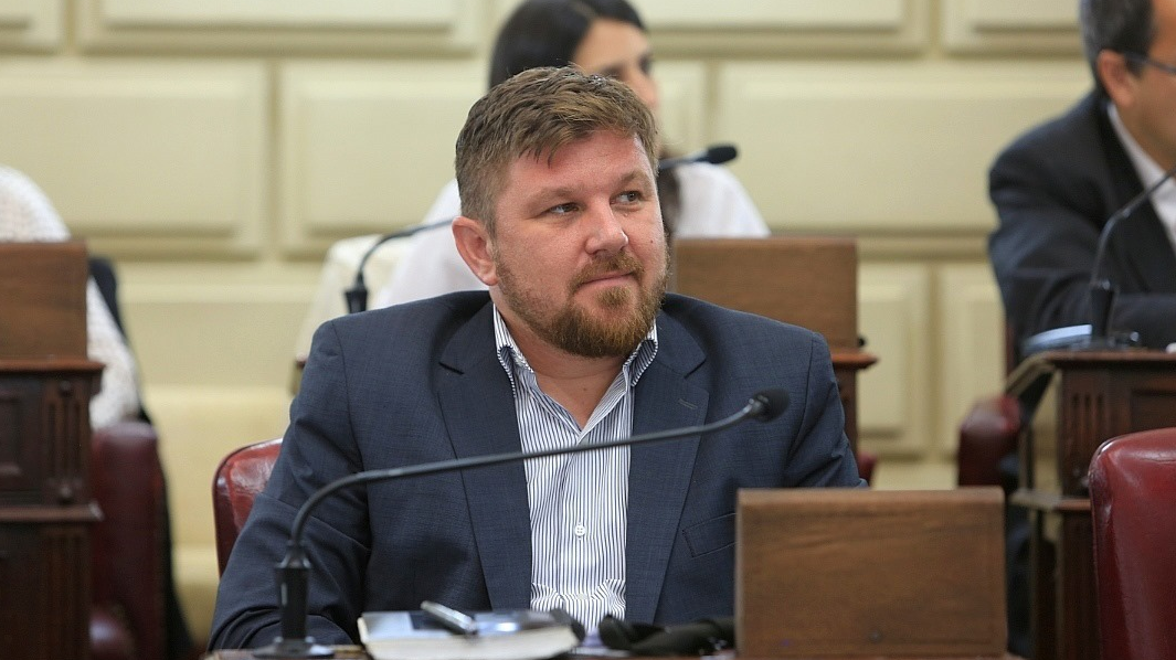 Avanza la creación de un Ingreso de Emergencia para profesionales de la salud independientes | Legislativas