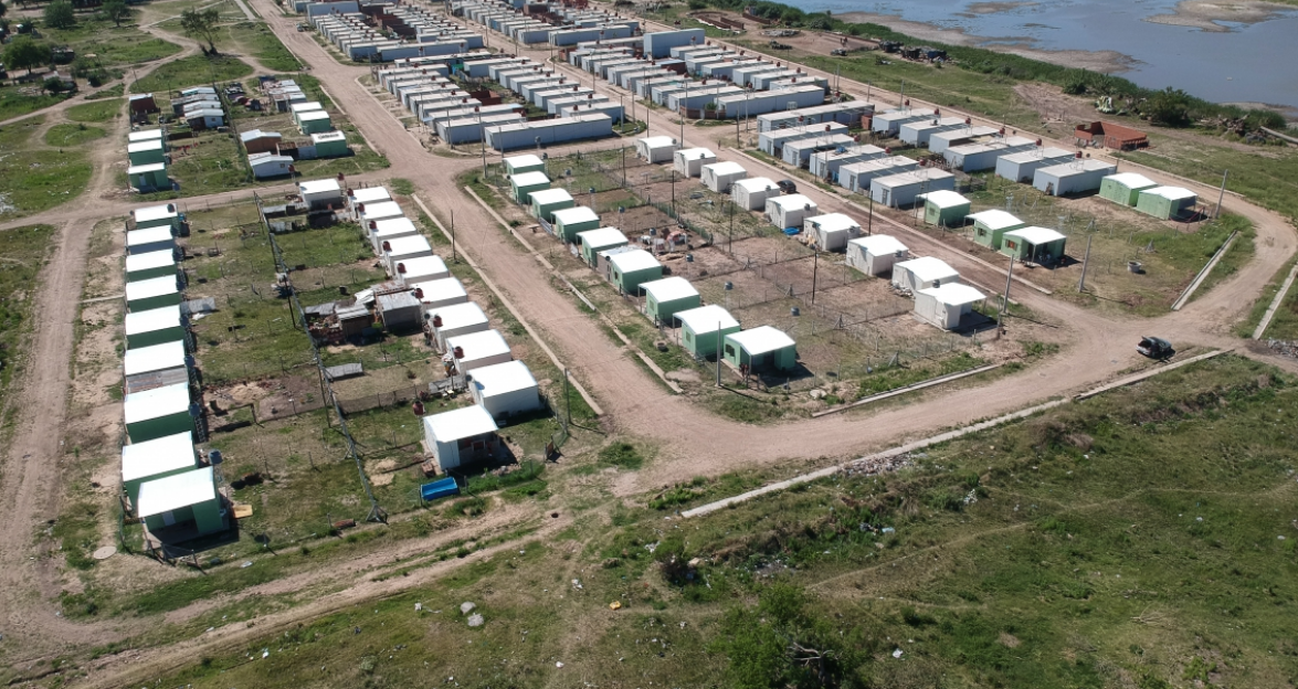 Avanzan a buen ritmo con la construcción de viviendas para familias de Barrio Jesuitas de la ciudad de Santa Fe | Información General