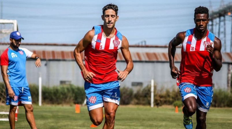 Emanuel Cecchini, un nuevo caso positivo de coronavirus en Unión | Deportes