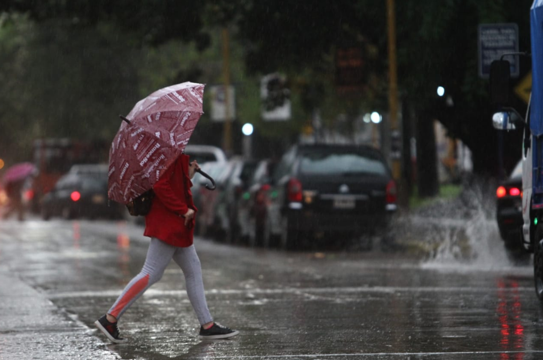 Rige un alerta meteorológico por tormentas fuertes en la provincia | Información General