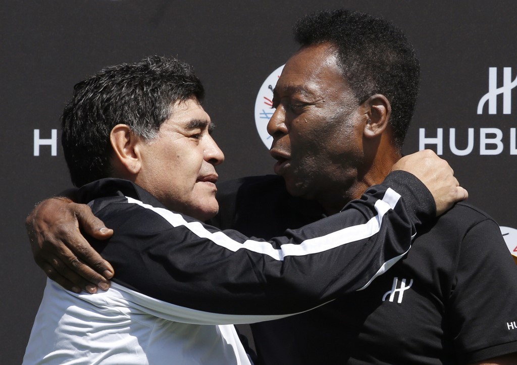 Pelé a Maradona: "Algún día podremos jugar juntos al fútbol en el cielo" | Deportes
