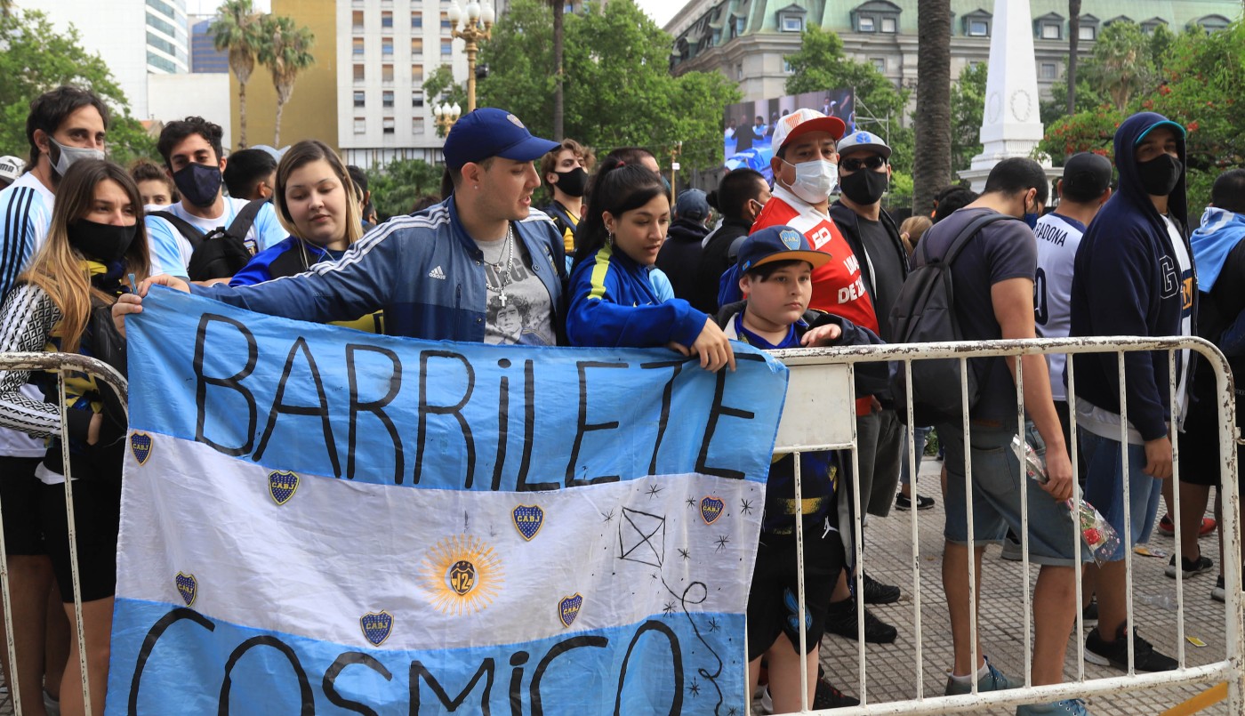 Echaron al empleado de la funeraria que filtró la foto del cuerpo de Diego Maradona | Nacionales