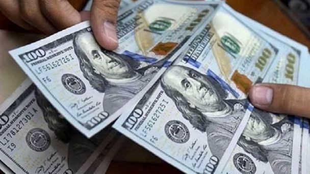 El dólar blue acumuló en la semana una baja de $4 y la brecha cambiaria roza el 94% | Nacionales